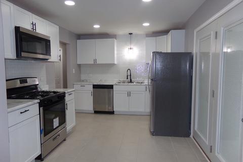 Undisclosed, Hazel Crest, IL 60429 photo 16