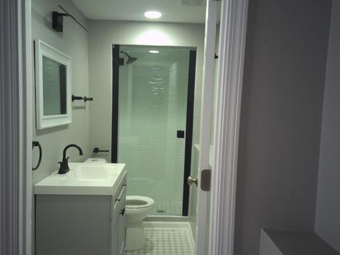 Undisclosed, Hazel Crest, IL 60429 photo 9