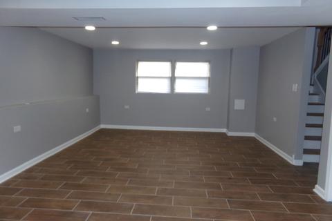 Undisclosed, Hazel Crest, IL 60429 photo 7