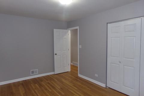 Undisclosed, Hazel Crest, IL 60429 photo 22