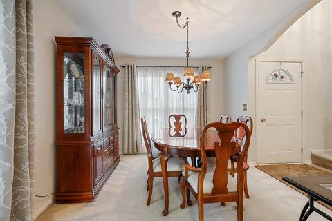 1810 Olde Mill Rd, Plainfield, IL 60586 photo 4