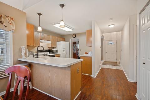 1810 Olde Mill Rd, Plainfield, IL 60586 photo 7