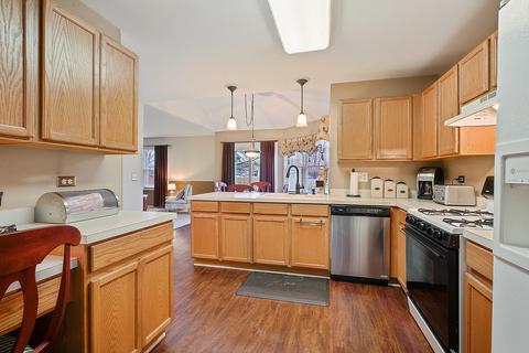 1810 Olde Mill Rd, Plainfield, IL 60586 photo 5