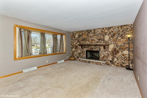 18 Norman St, Kankakee, IL 60901 photo 2