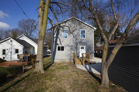 609 E Olive St, Bloomington, IL 61701 photo 3
