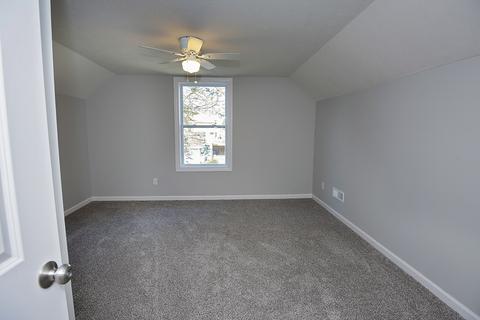 609 E Olive St, Bloomington, IL 61701 photo 17