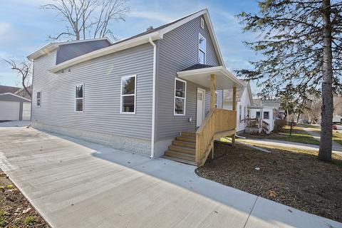 609 E Olive St, Bloomington, IL 61701 photo 1