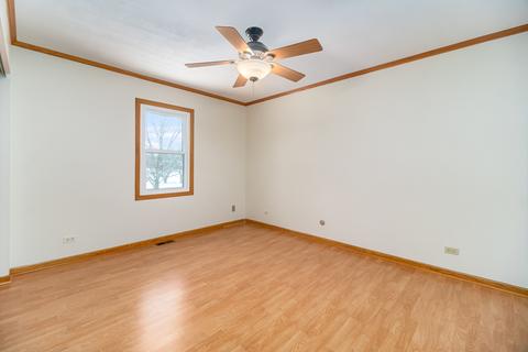 724 Fairview Ln, Bartlett, IL 60103 photo 17