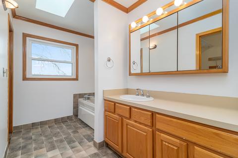 724 Fairview Ln, Bartlett, IL 60103 photo 16
