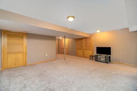 724 Fairview Ln, Bartlett, IL 60103 photo 26