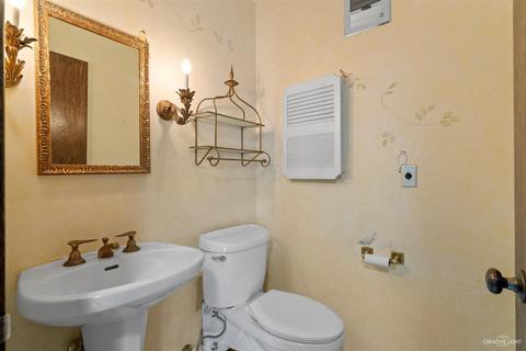 1110 Morningside Dr, Elgin, IL 60123 photo 13