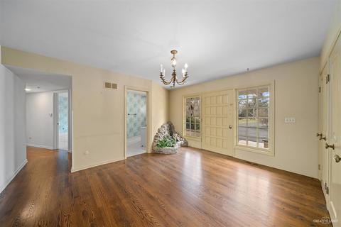 1110 Morningside Dr, Elgin, IL 60123 photo 6