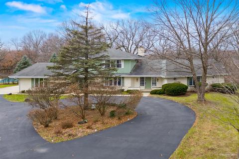 1110 Morningside Dr, Elgin, IL 60123 photo 3