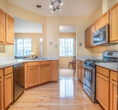 5593 Lavender Ct #301, Rolling Meadows, IL 60008 photo 5