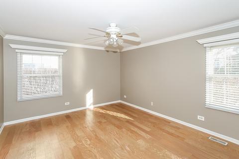 637 Dogleg Ln, Bartlett, IL 60103 photo 16