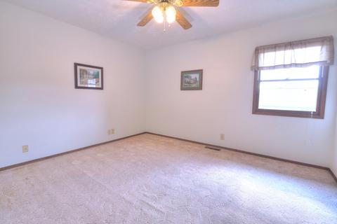 1504 Ensign Dr, Normal, IL 61761 photo 13