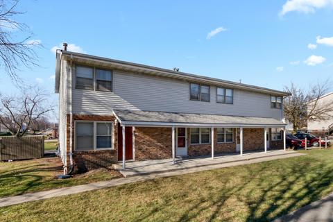 1504 Ensign Dr, Normal, IL 61761 photo 1