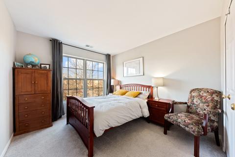 640 Mill Cir #206, Wheeling, IL 60090 photo 15