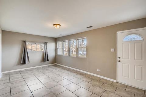 17252 Lorenz Ave, Lansing, IL 60438 photo 3