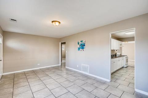 17252 Lorenz Ave, Lansing, IL 60438 photo 4