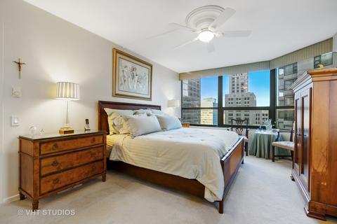 400 E Ohio St #2103, Chicago, IL 60611 photo 14