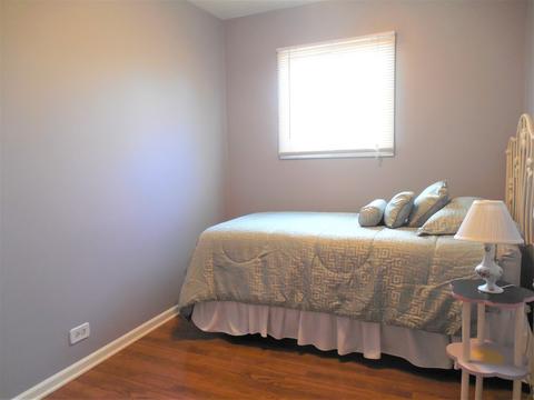 8531 S 77th Ct, Bridgeview, IL 60455 photo 11