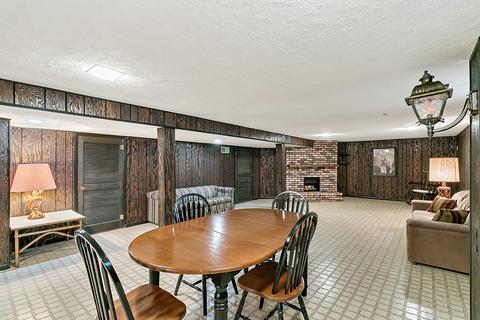 413 Desplaines Ave, Riverside, IL 60546 photo 16