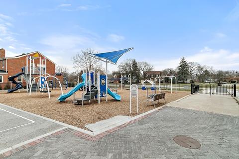 413 Desplaines Ave, Riverside, IL 60546 photo 37