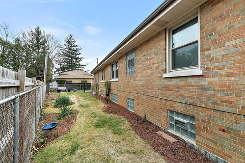 413 Desplaines Ave, Riverside, IL 60546 photo 22