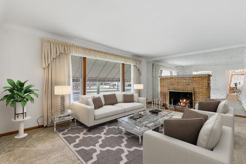 413 Desplaines Ave, Riverside, IL 60546 photo 2