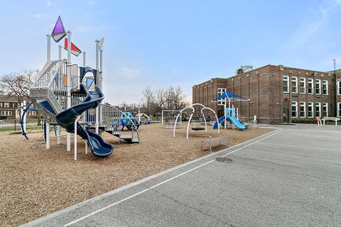 413 Desplaines Ave, Riverside, IL 60546 photo 38