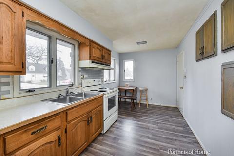 304 E Sunset Pl, Dekalb, IL 60115 photo 5