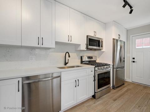 469 W Green Dr, Wheeling, IL 60090 photo 9