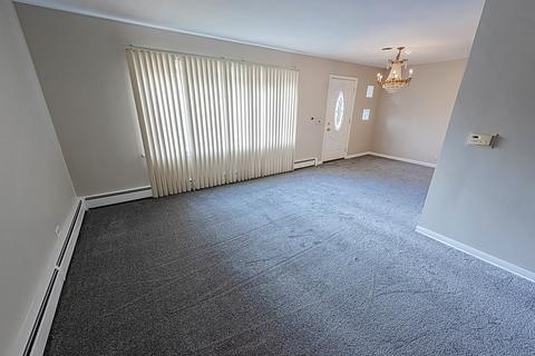 172 E Quincy St, Riverside, IL 60546 photo 3