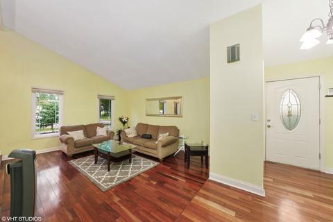1410 Coolidge Ave, Wheaton, IL 60189 photo 3