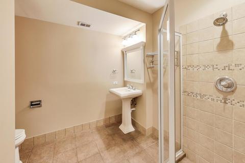 2208 Maple Ave, Northbrook, IL 60062 photo 19