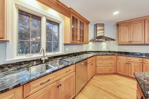 2208 Maple Ave, Northbrook, IL 60062 photo 6