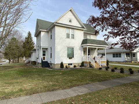 112 W Main St, Sidney, IL 61877 photo 1