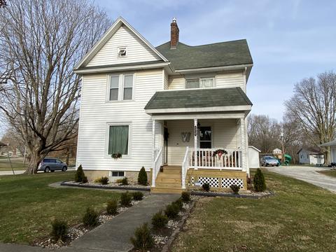 112 W Main St, Sidney, IL 61877 photo 2