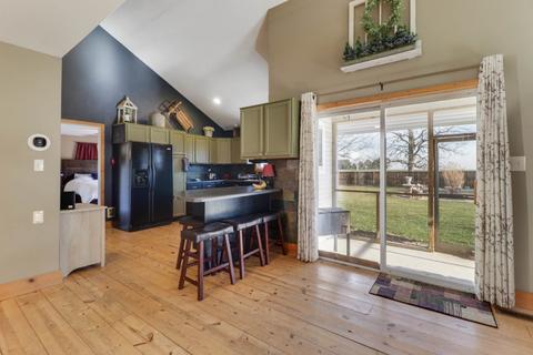 7776 Buttercup Rd, Weldon, IL 61882 photo 12
