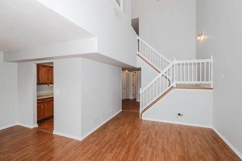8305 Highpoint Cir #E, Darien, IL 60561 photo 3