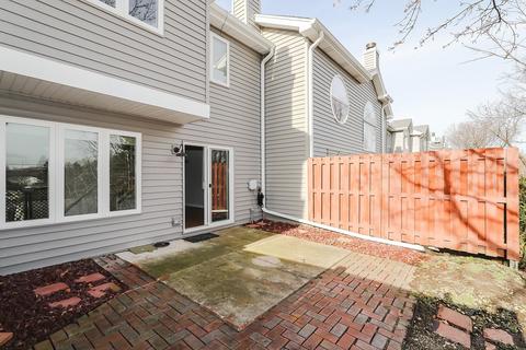 8305 Highpoint Cir #E, Darien, IL 60561 photo 25