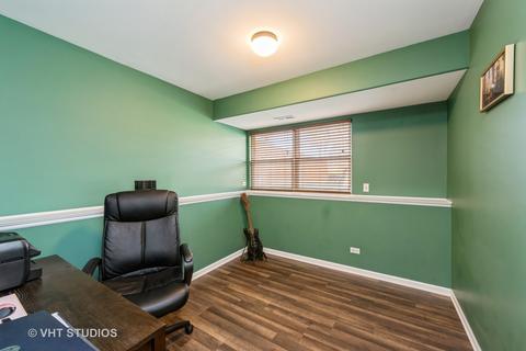 32786 Bending Creek Rd, Lakemoor, IL 60051 photo 16