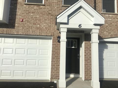 6 Grey Wolf Dr, Wheeling, IL 60090 photo 3