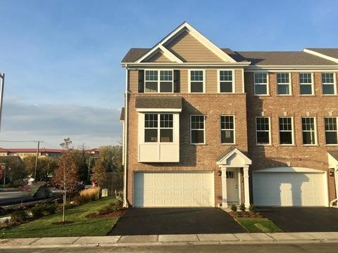 6 Grey Wolf Dr, Wheeling, IL 60090 photo 2