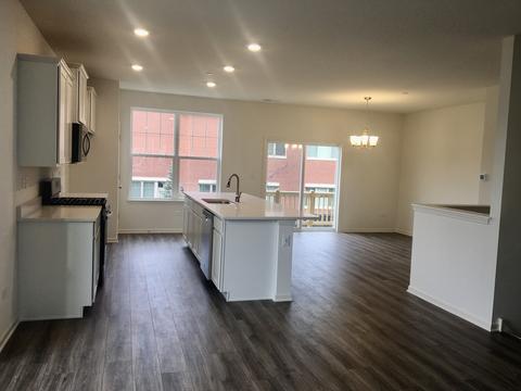 6 Grey Wolf Dr, Wheeling, IL 60090 photo 10