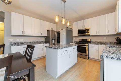 14 Gillingham Ct, Algonquin, IL 60102 photo 7