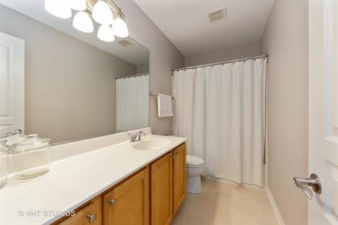 14 Gillingham Ct, Algonquin, IL 60102 photo 17