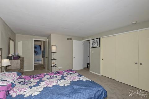 1924 Whitingham Ln, Hoffman Estates, IL 60169 photo 14