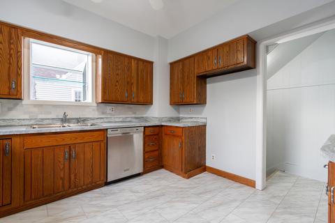 445 Morgan St, Elgin, IL 60123 photo 4